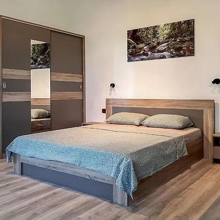 3 Bedroom Gorgeous In * Liznjan